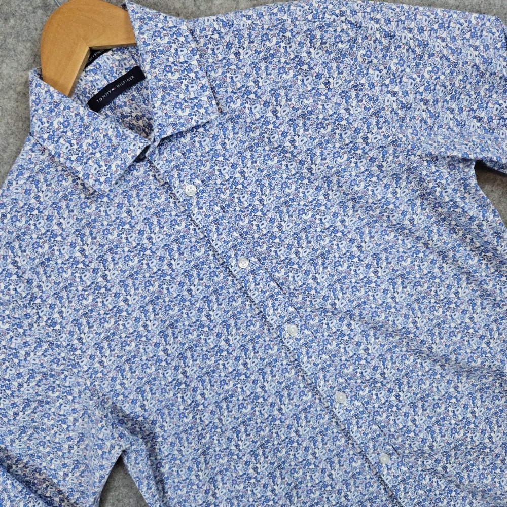 Tommy Hilfiger Slim Fit Stretch Floral Dress Shirt Men's Size M 15 1/2 - 32/33‎